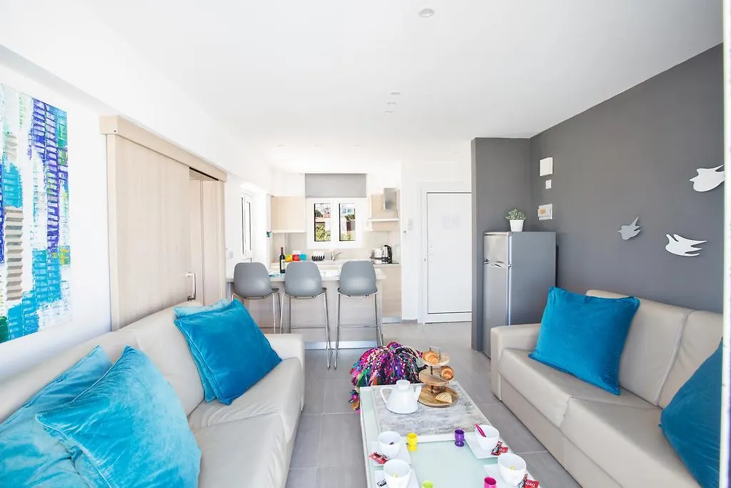 Evelina Apartment location